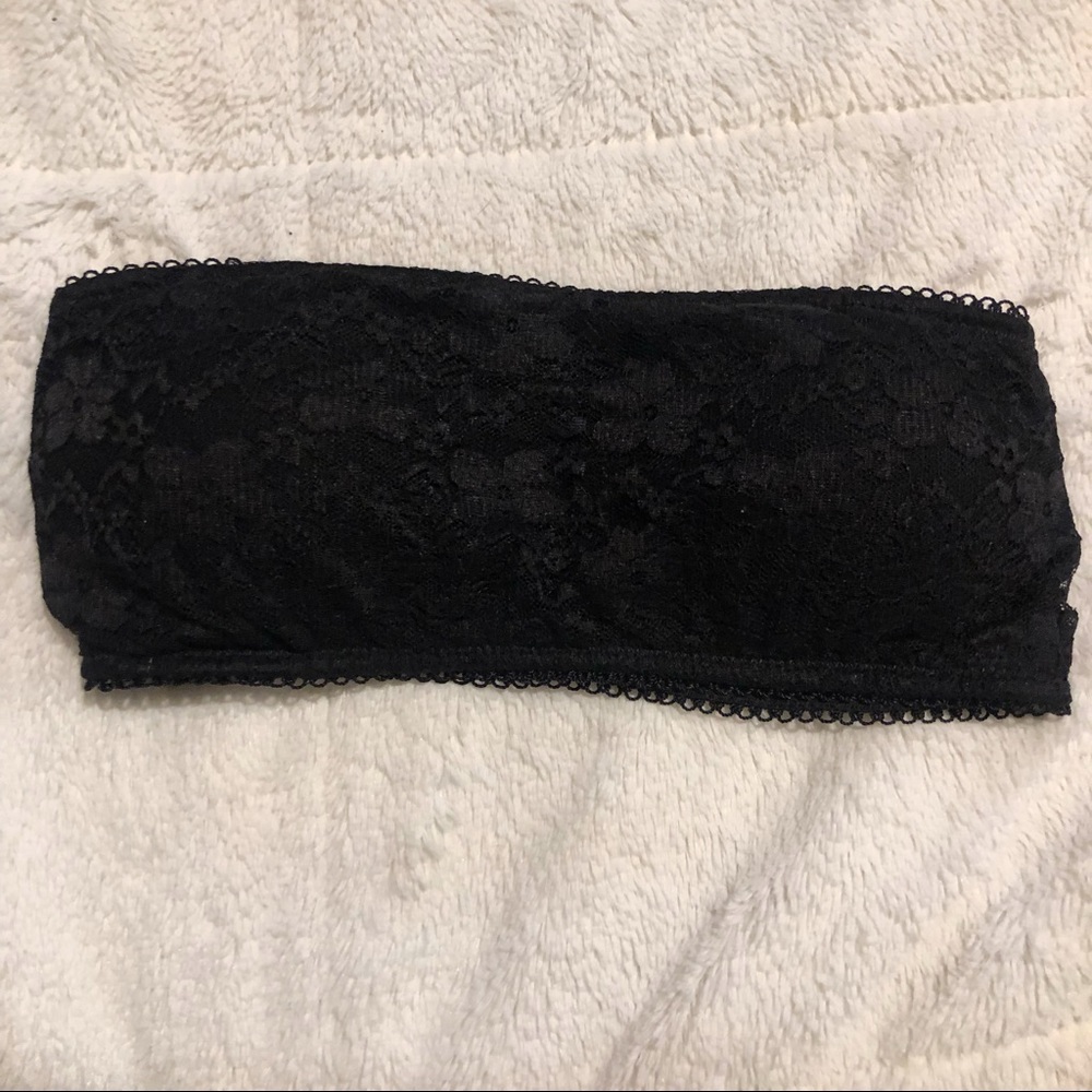 Two Strapless Bandeau - Picture 5 of 6